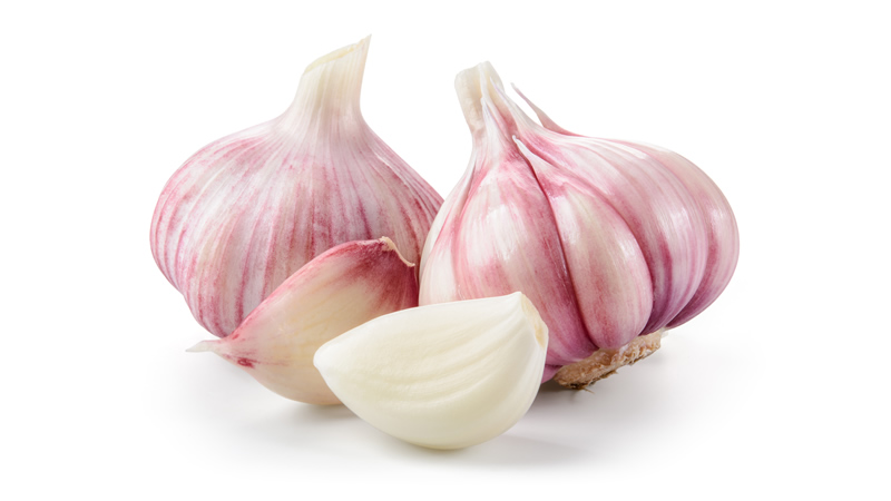 2 bulbs of garlic with 2 cloves